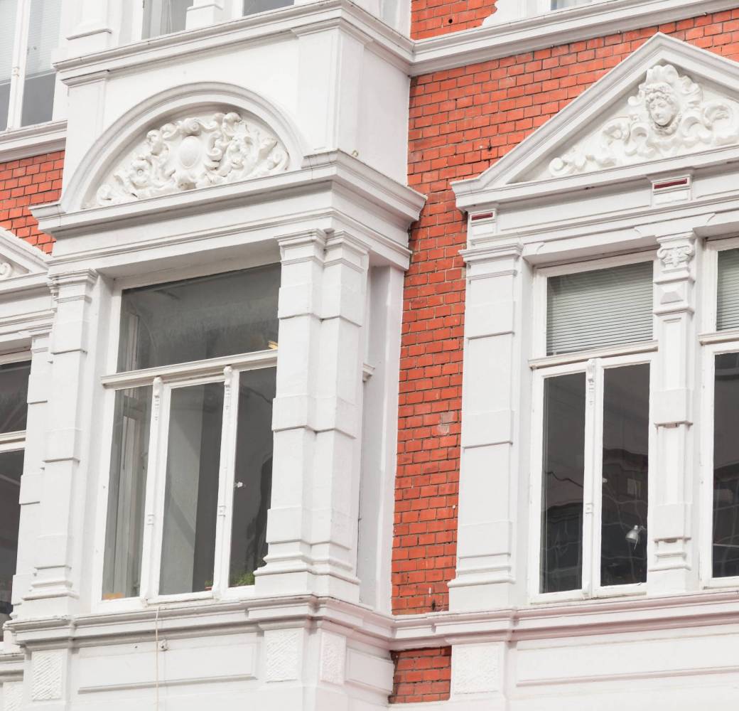 Altbau  - Haus mit Backsteinfassade